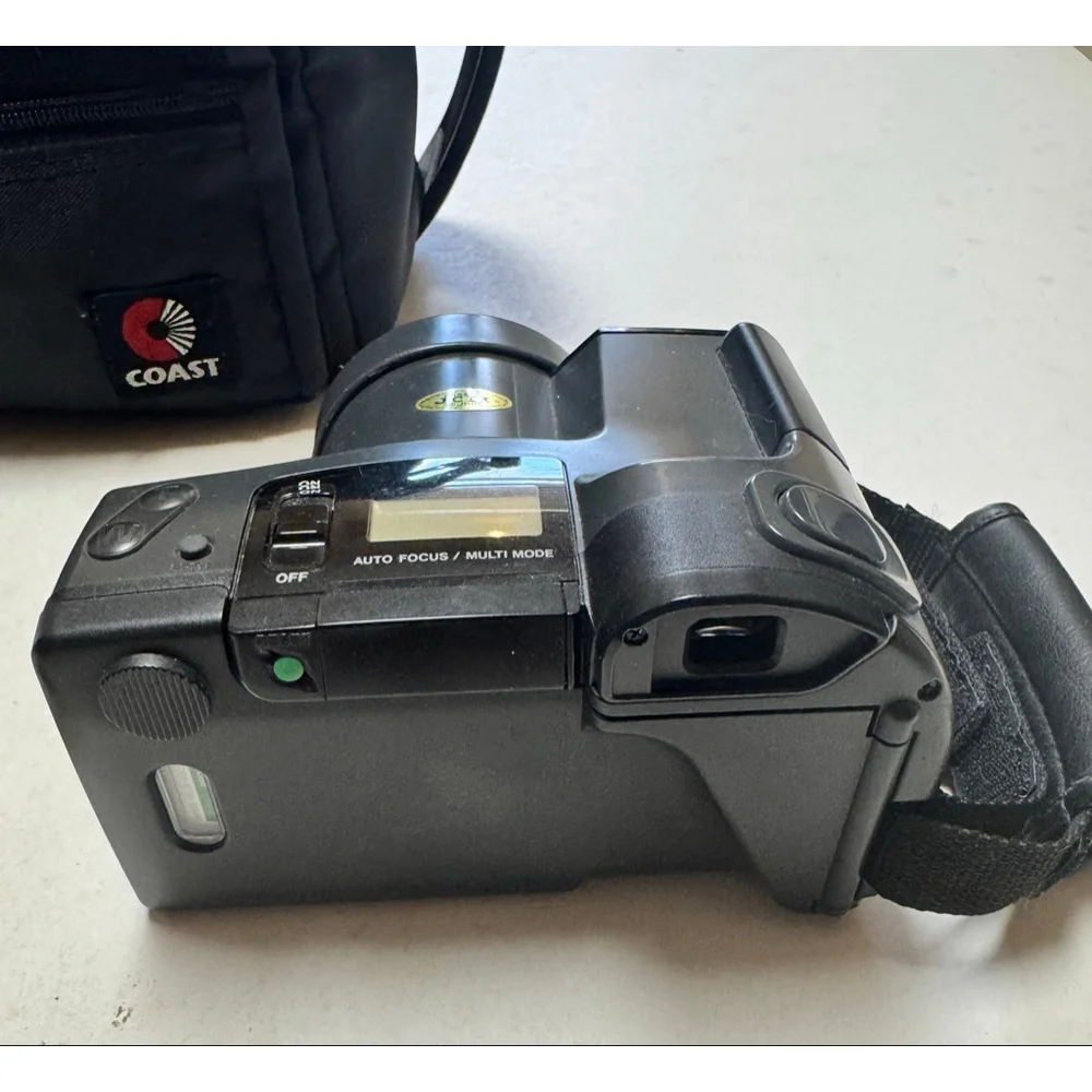 Olympus Infinity SuperZoom 300 35 mm Film Camera Black with Coast Camera Case